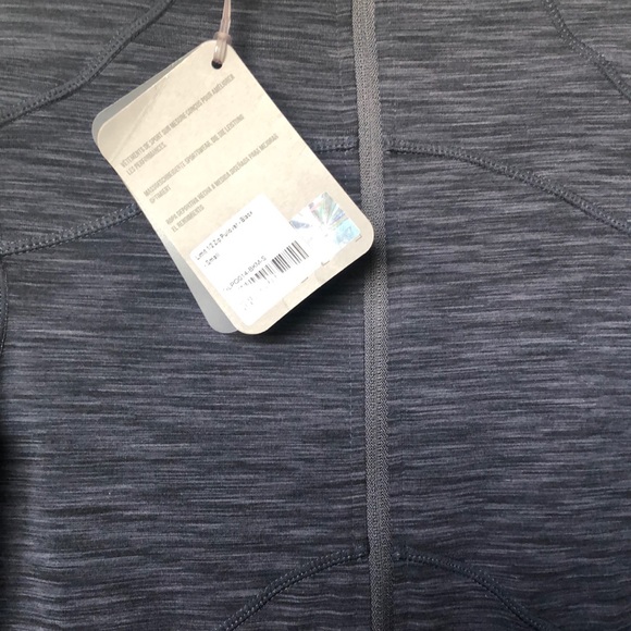 NWT Gymshark Women’s Active 1/2 Zip Pullover with Thumbholes - Picture 2 of 7